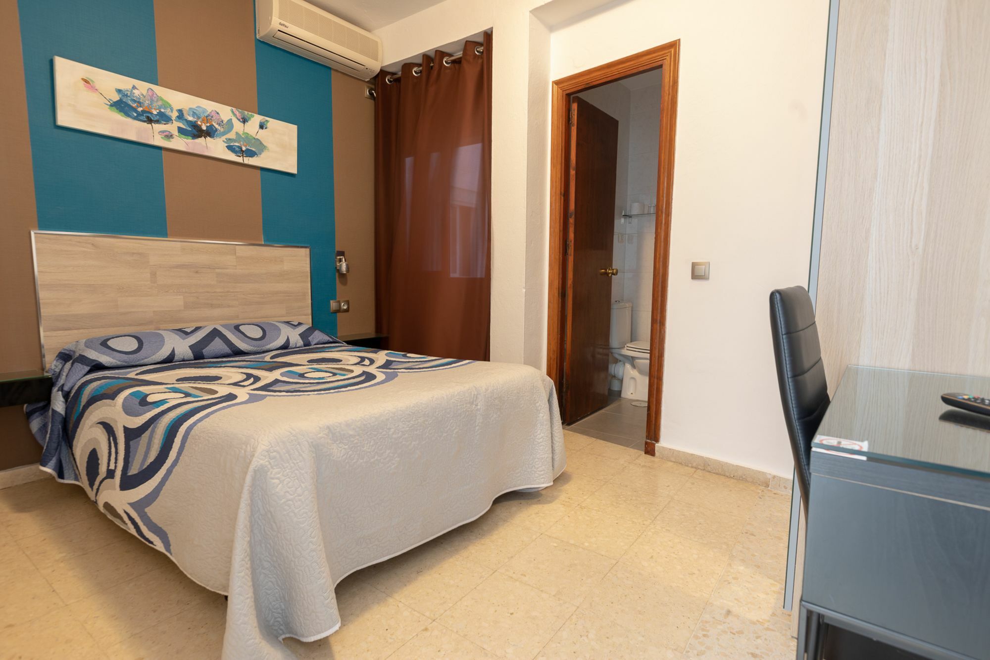 Hostal La Pilarica Marbella Dış mekan fotoğraf